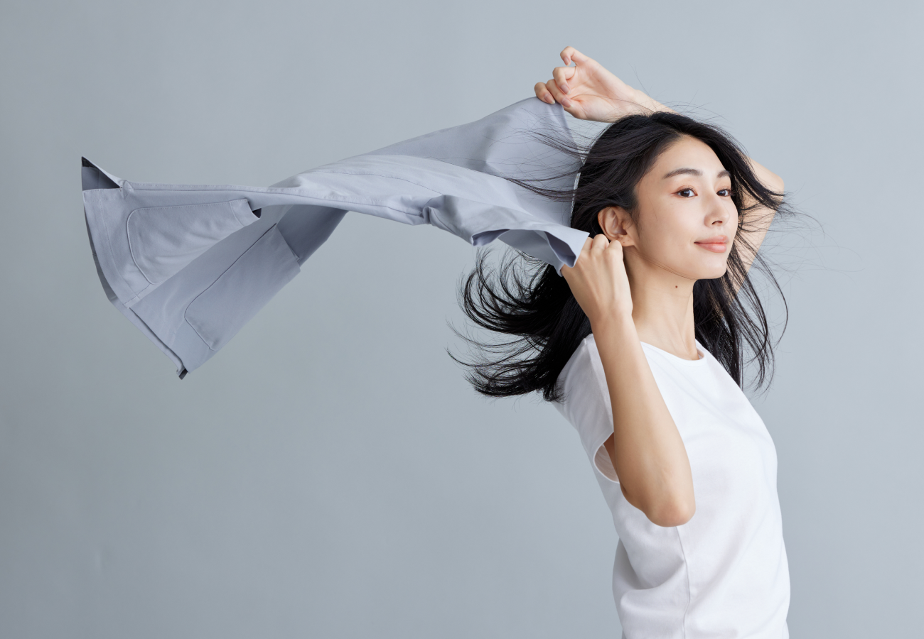 着ていることを忘れる軽さ。洗濯後、わずか30分で乾く。